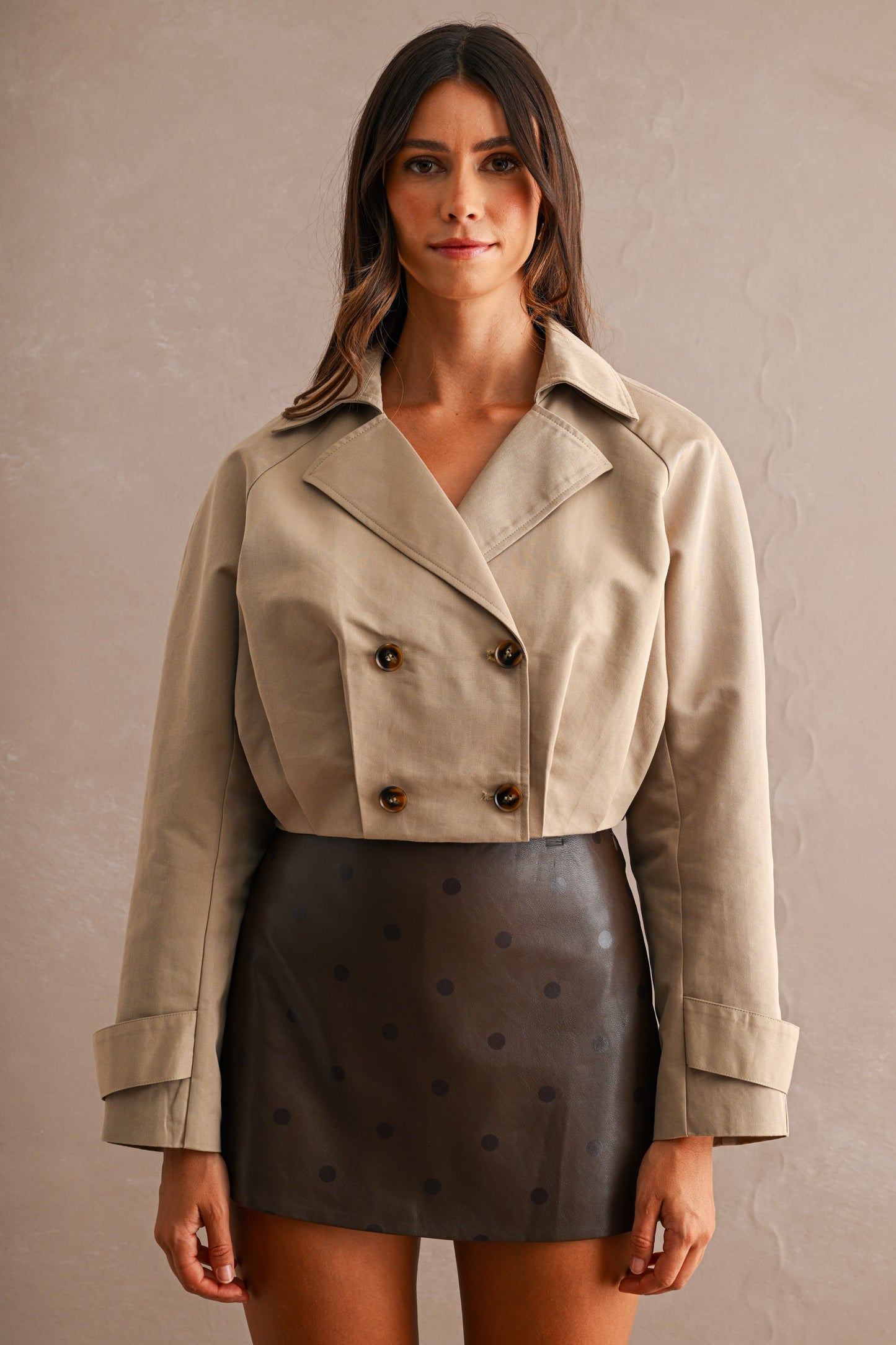 PLEATED CROP TRENCH COAT-MJK6740