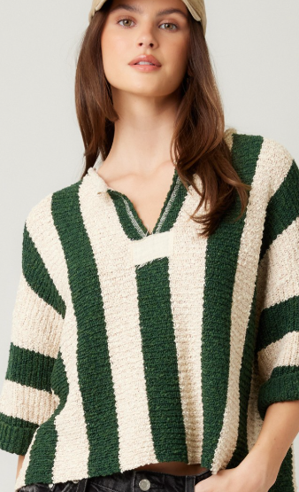 VERTICAL STRIPE SWEATER