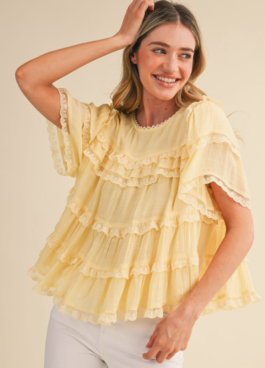BUTTER RUFFLE TOP