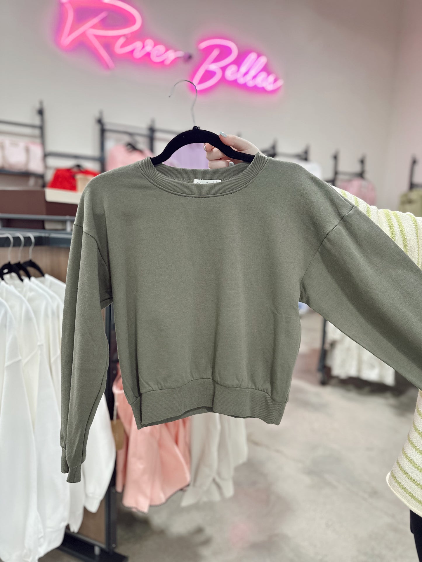 LONG SLEEVE ROUND NECK
