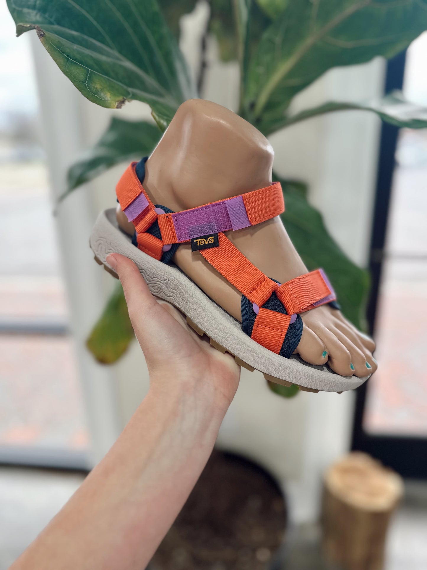 W HYDRATREK SANDAL