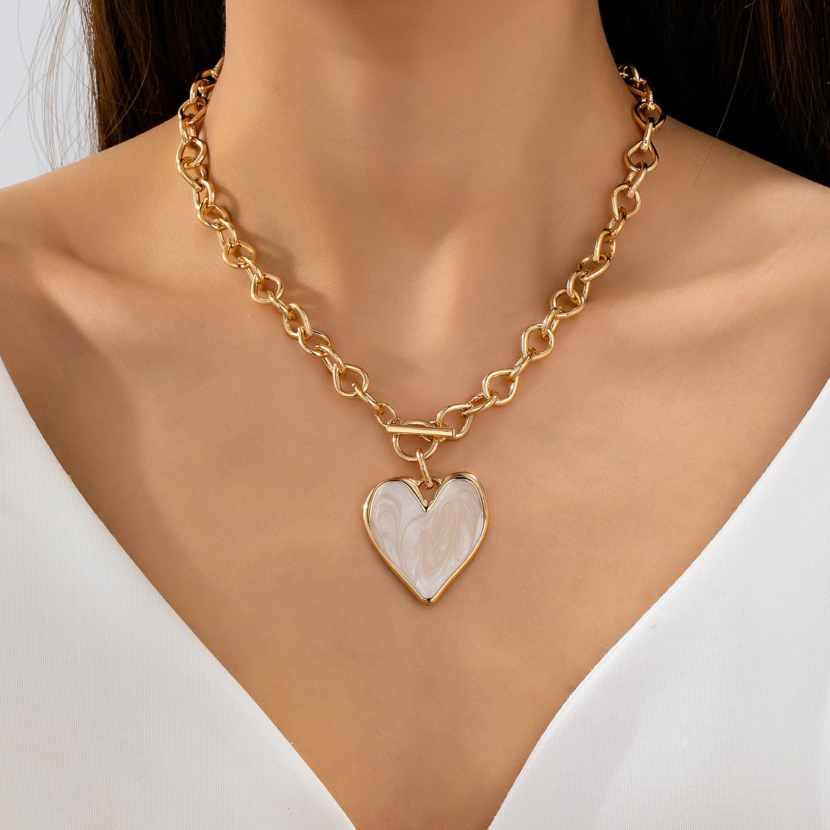 HEART NECKLACE