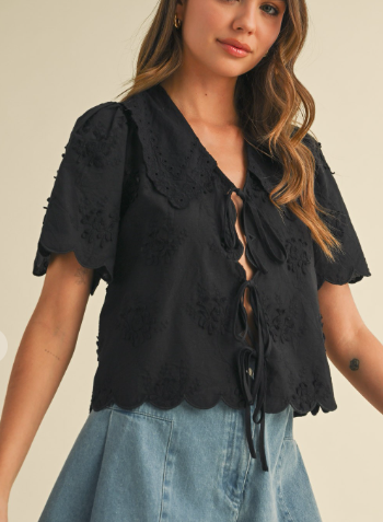TIE FRONT COLLARED LACE TOP