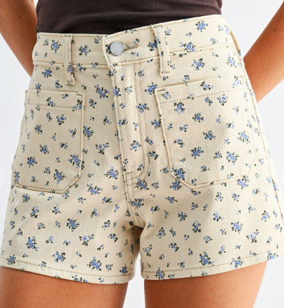 PATCH POCKET SHORT