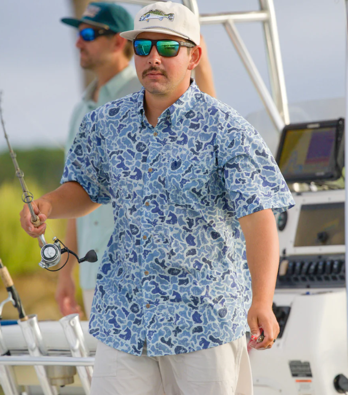 LOW COUNTRY BUTTON DOWN