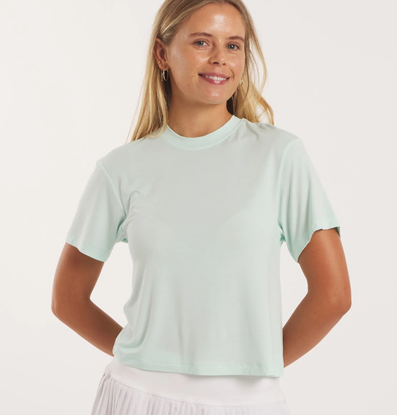 CHLOE PERFORMANCE TEE